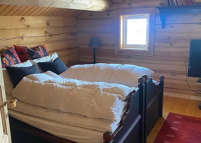 Дом отдыха Stor Velutstyrt Laftehytte Med Usjenert Uteplass, Flott Utsikt Og Jacuzzi *